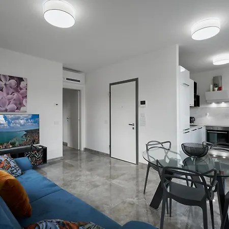 Karolina * Desenzano del Garda