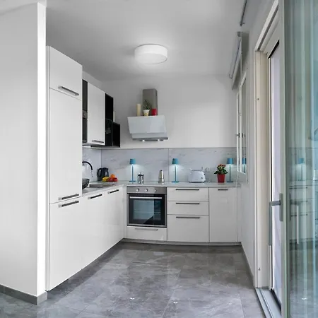 Karolina Desenzano del Garda