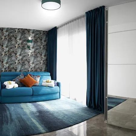 Karolina Apartment *